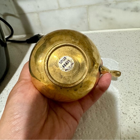 teapot - Picture 2 of 5